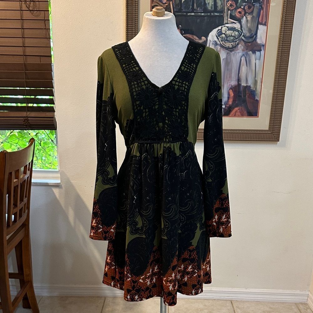 Aryeh  Green Sweater Dress w/ Black Lace and Contrasting Rust Trim Size XL